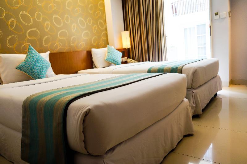 Holiday Inn Express Bali Sunset Road By Ihg Kuta Lombok Exterior foto
